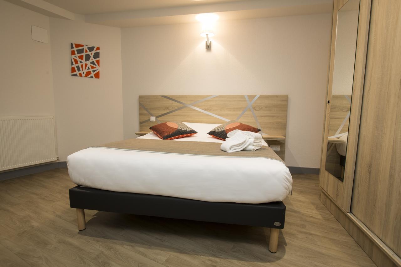 Le Relais Delys Hotell Saint-Rémy-sur-Durolle Exteriör bild