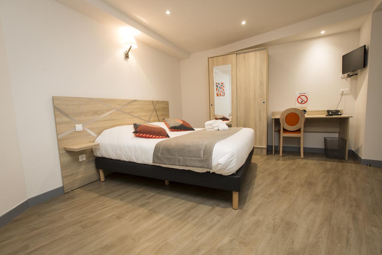 Le Relais Delys Hotell Saint-Rémy-sur-Durolle Exteriör bild