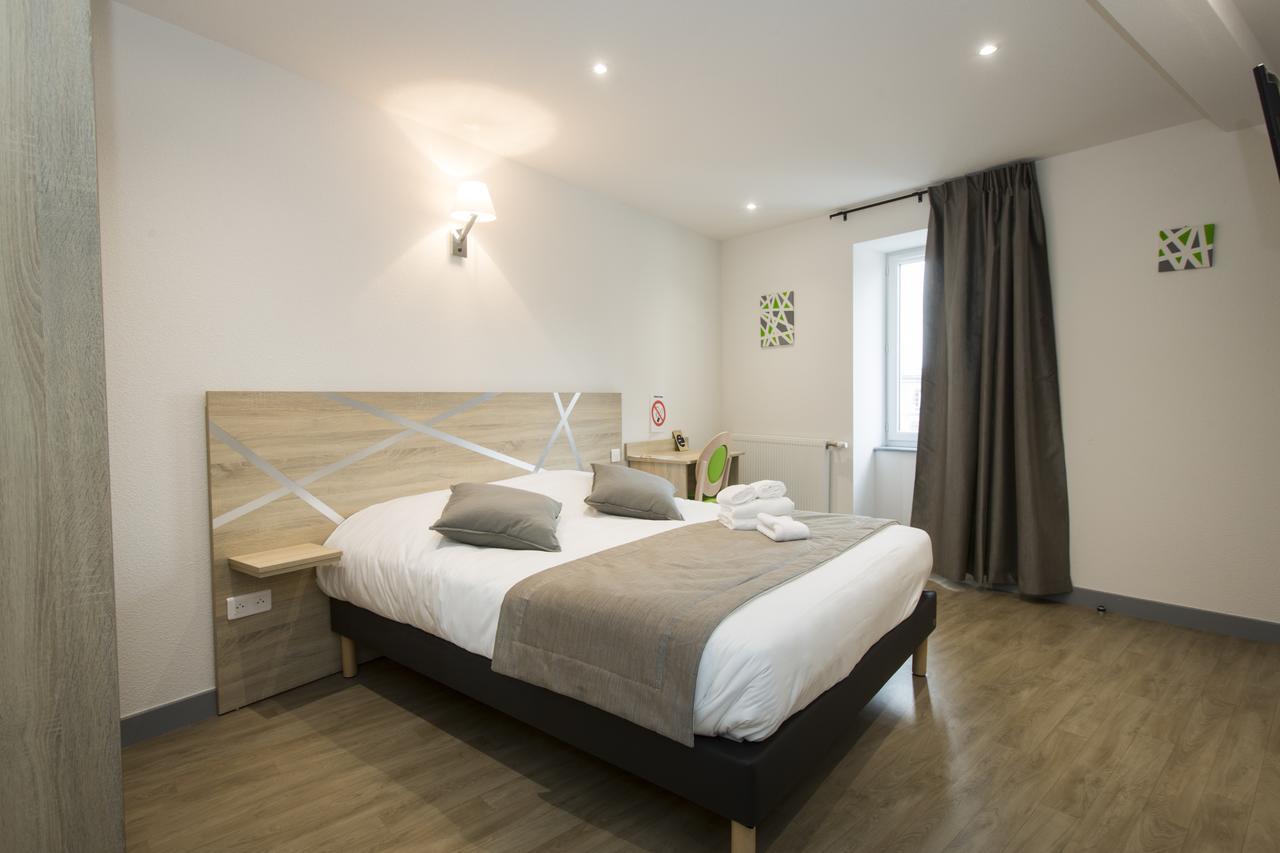 Le Relais Delys Hotell Saint-Rémy-sur-Durolle Exteriör bild